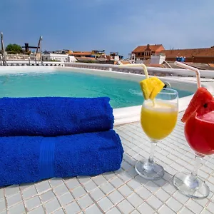 3 Banderas Cartagena